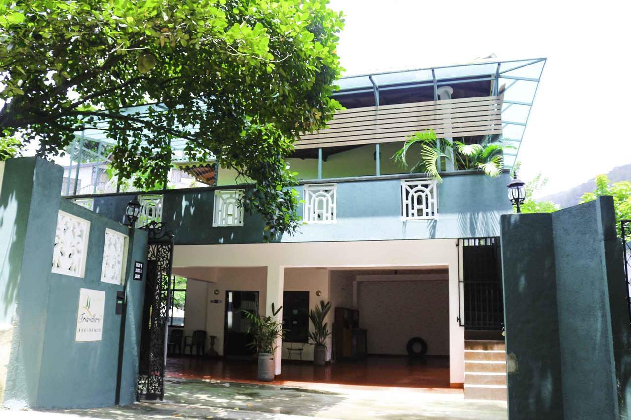 Yoho Travellers Residence Kandy Exterior photo